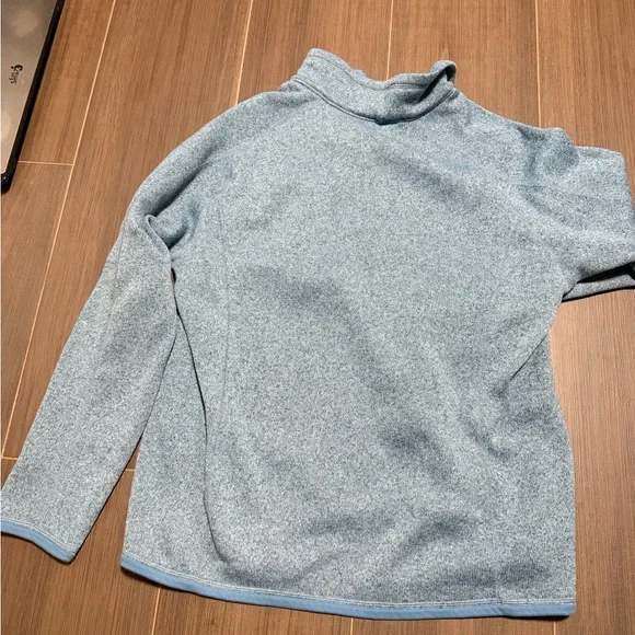 Patagonia Light Blue Fleece Pullover - Picture 2 of 2